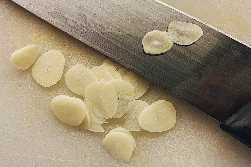 Thin Sliced Garlic