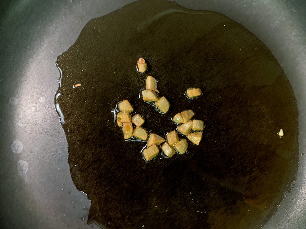 Garlic in oil