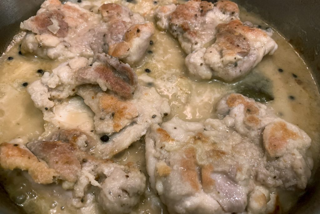 Chicken Garlic in Sauce