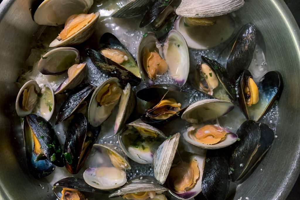 Linguine Mussels and Clams Cooked