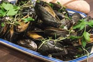 Moules Mairnier Featured