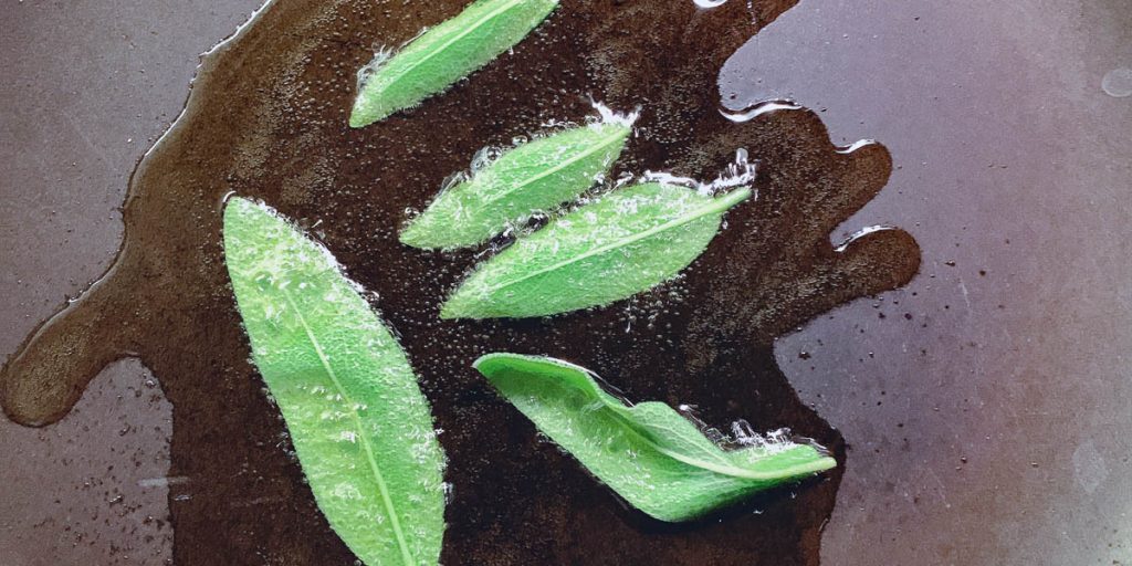 Fried Sage Leaves
