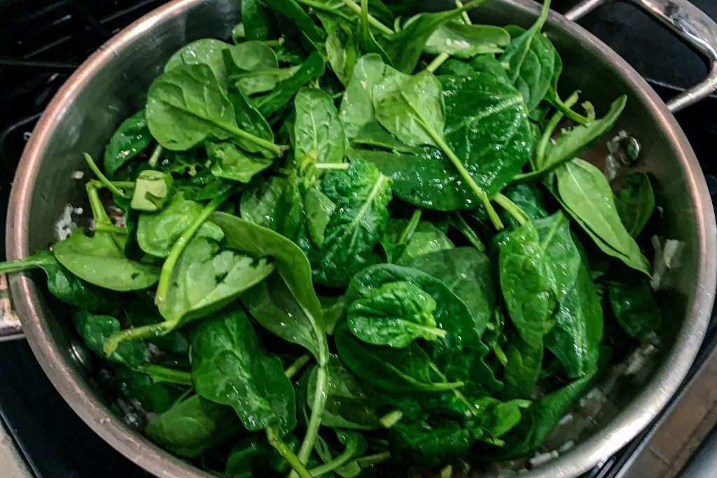 Spanakorizo - Add the Spinach